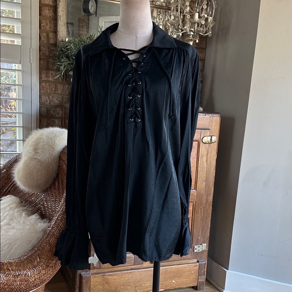 SCARLETT DARKNESS BLACK LACE. UP BLOUSE MEDIUM OVERSIZE EXCELLENT